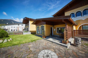 Отель M's Wood Appartement  Майсхофен